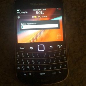 A Blackberry Bold 9930